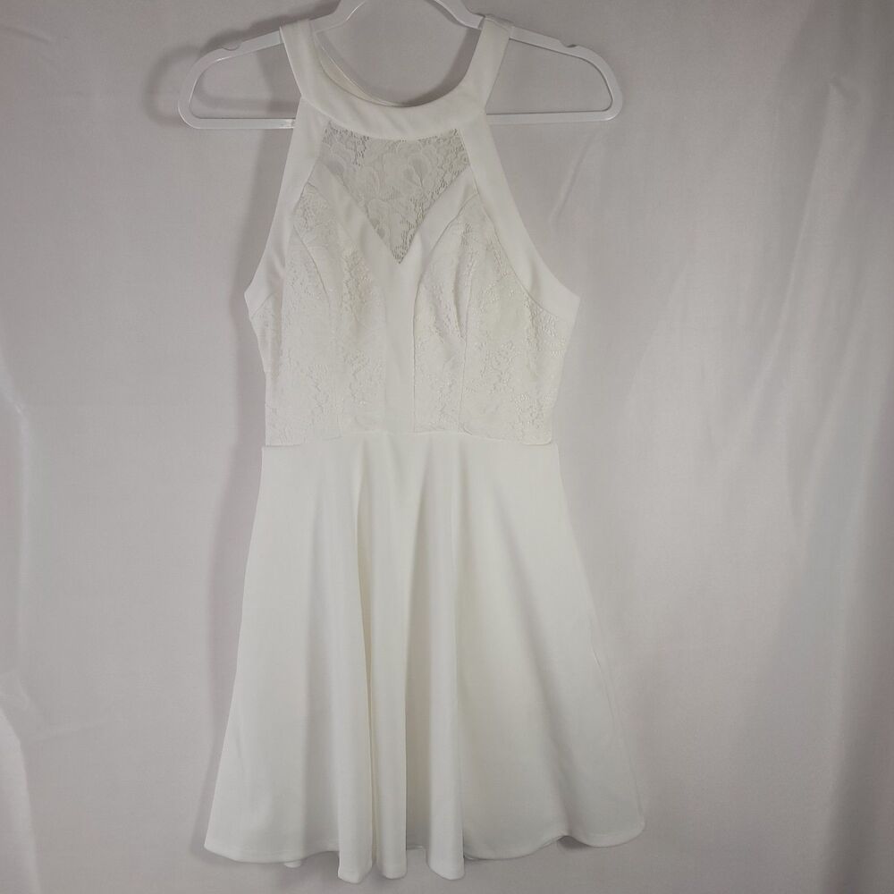Xtraordinary White Lace Halter Skater Dress Juniors Size 9 Bridal Party Mini